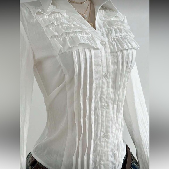 Chic White Ruffled Button-Down Shirt - Picture 12 of 12
